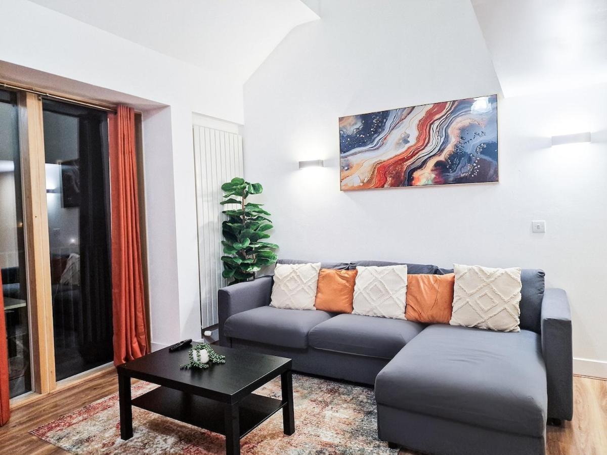 Luxury Waterfront Property With Free Parking Coventry Eksteriør bilde