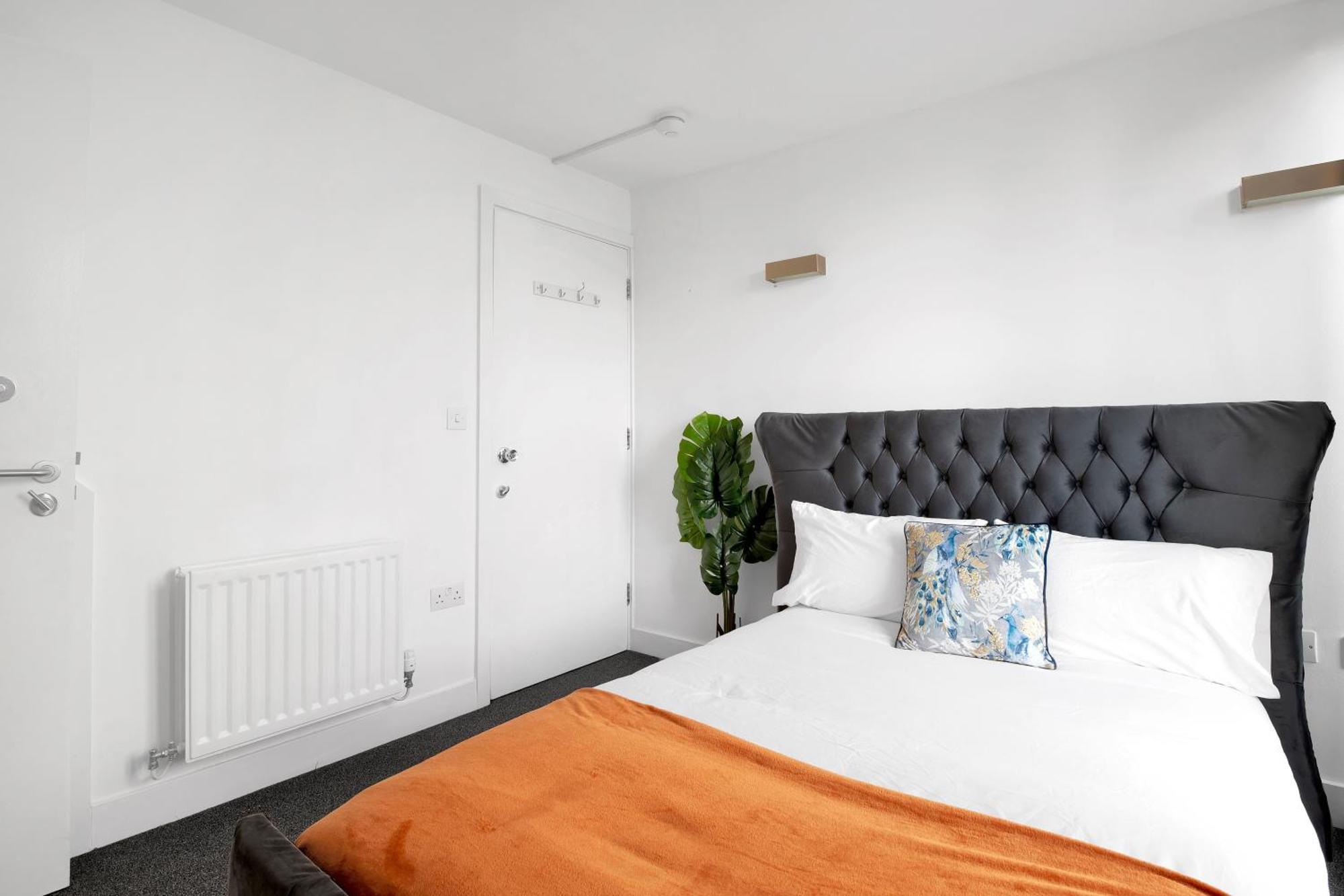 Luxury Waterfront Property With Free Parking Coventry Eksteriør bilde